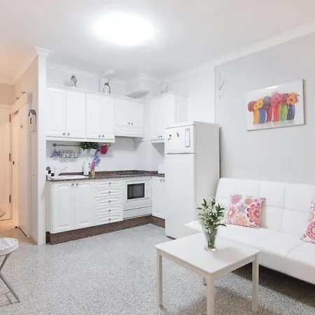 Apartment Homeforguest Canteras Loft, 10 Steps To The Las Palmas de Gran Canaria
