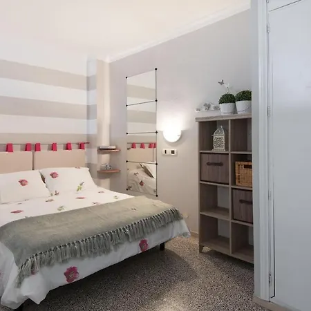 Homeforguest Canteras Loft, 10 Steps To The