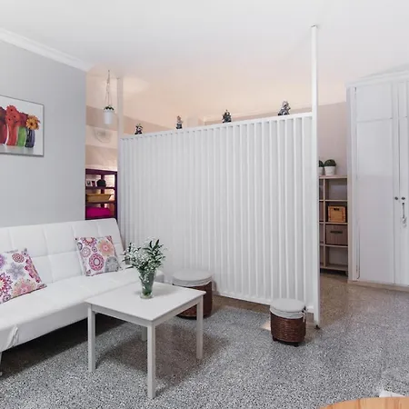 Homeforguest Canteras Loft, 10 Steps To The Las Palmas de Gran Canaria