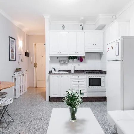 Homeforguest Canteras Loft, 10 Steps To The Las Palmas de Gran Canaria